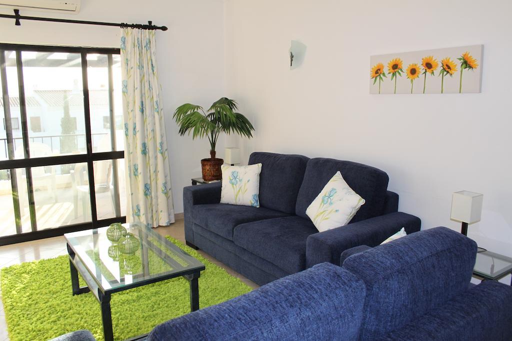 Alto Club Apartments Alvor Chambre photo